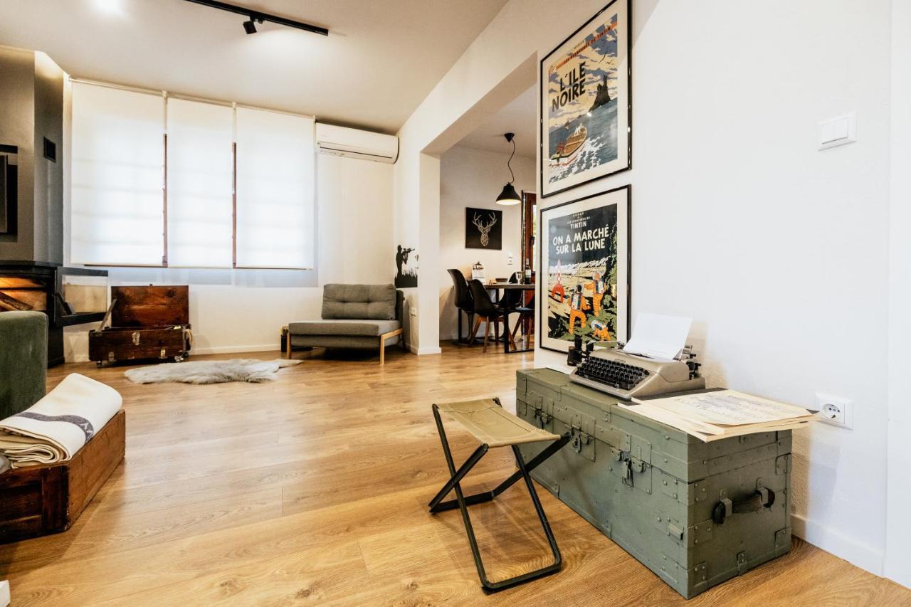 Fort D-Val Luxurious Apartment Ángistron エクステリア 写真