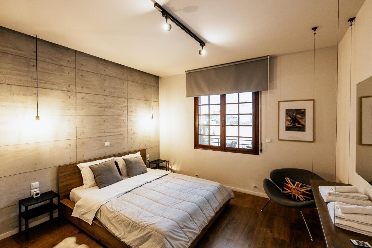 Fort D-Val Luxurious Apartment Ángistron エクステリア 写真