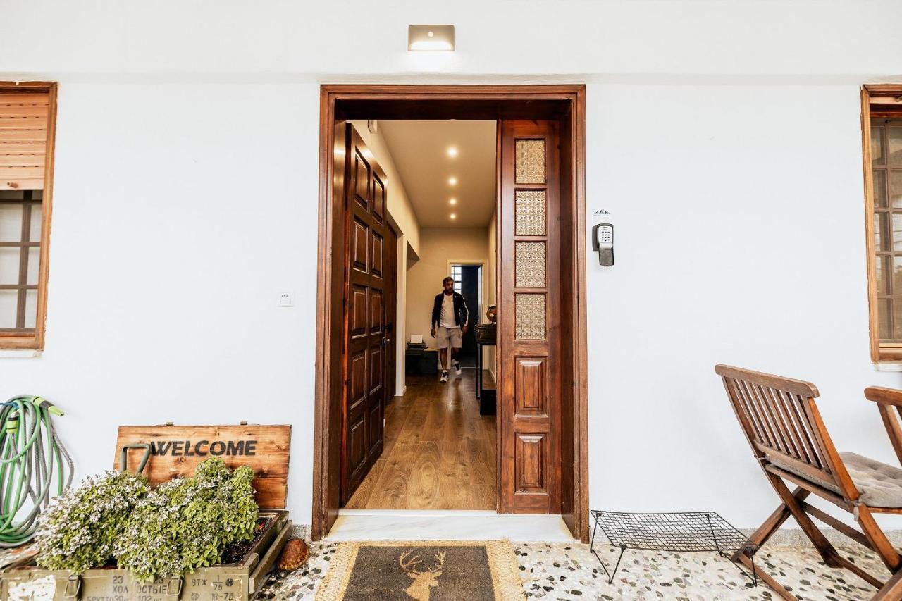 Fort D-Val Luxurious Apartment Ángistron エクステリア 写真